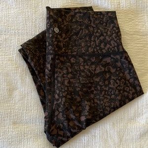 Lululemon Leggings, size 8